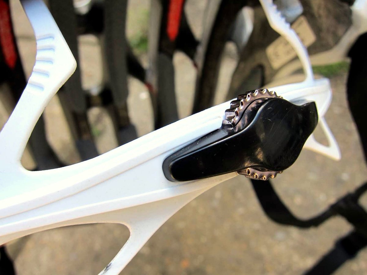 roadcc's tweet photo. Cycling helmets—everything you need to know when you're shopping for a lid
#cycling
https://t.co/J7QZq84pP9 https://t.co/lp3wc947Lz