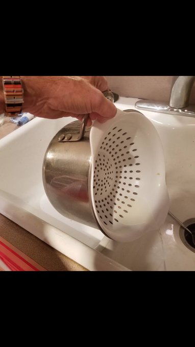 View image on Twitter