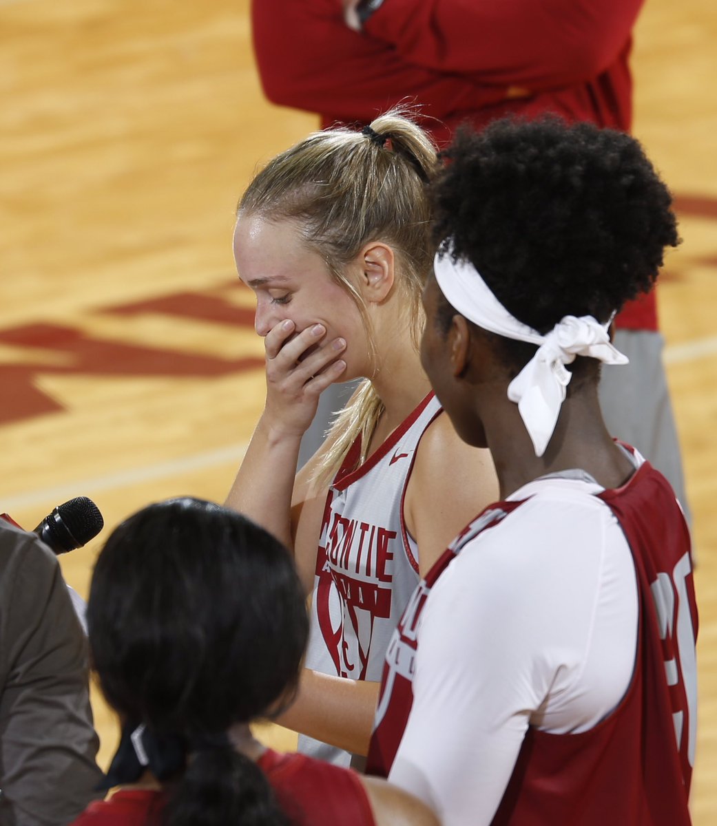 AlabamaWBB's tweet image. That moment you find out you've earned a scholarship! Congratulations, Taylor Berry! #RollTide #GritAndGratitude