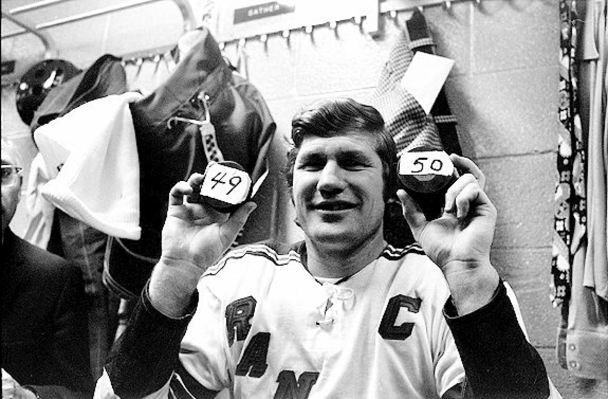 Happy birthday to great Vic Hadfield   