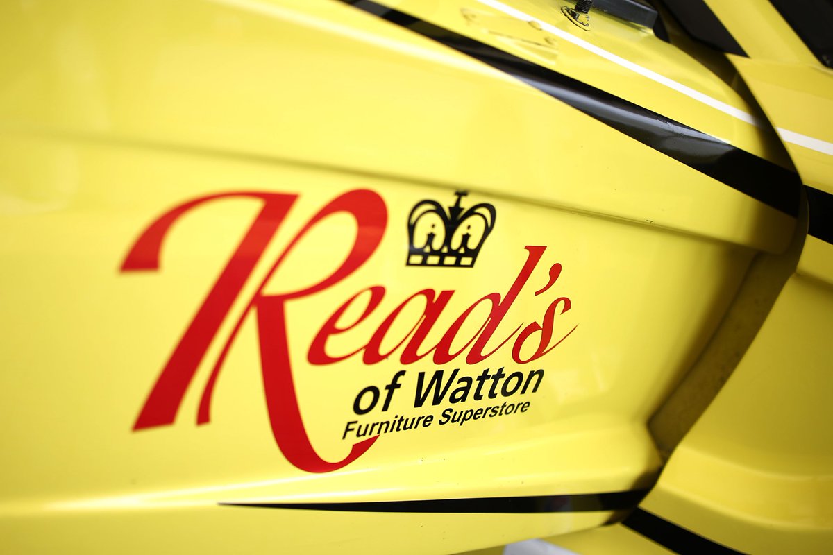 HarryKingRacing's tweet photo. Thanks to Entire Race Engineering , @ReadsofWatton &amp; @CorbeauSeatsUK for this season! It's been awesome, very excited for 2018. https://t.co/3Ss4f3NRgV