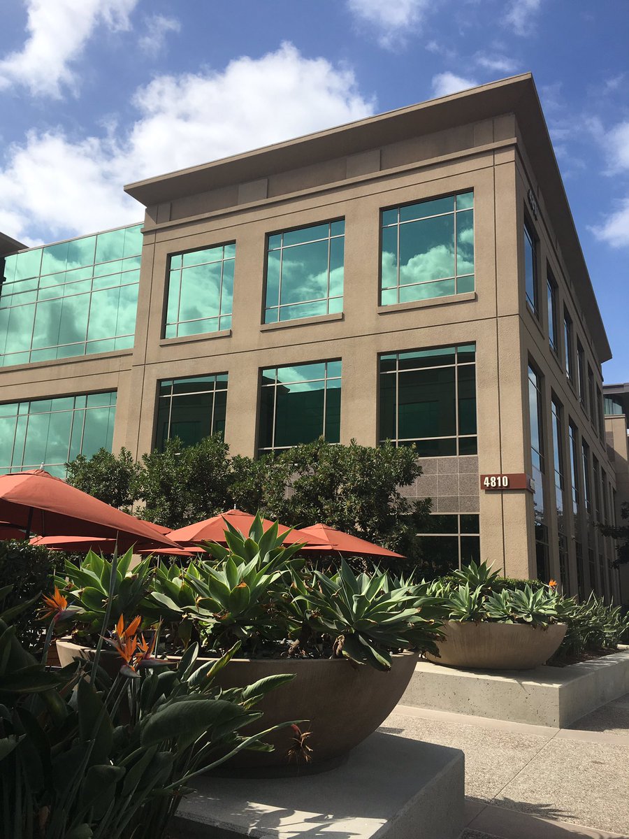 TrueGreekFood's tweet photo. #SanDiego #EastGateMall. Beautiful lightly cloudy day to stop by for some #healthy #Greek#Food &amp; MexicanFood today. https://t.co/vbXjMlloPl