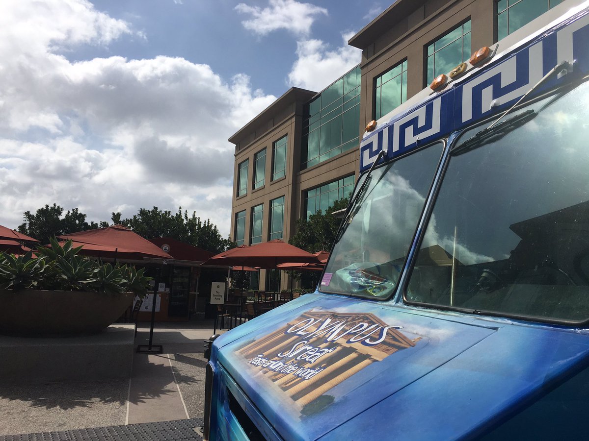 TrueGreekFood's tweet photo. #SanDiego #EastGateMall. Beautiful lightly cloudy day to stop by for some #healthy #Greek#Food &amp; MexicanFood today. https://t.co/vbXjMlloPl