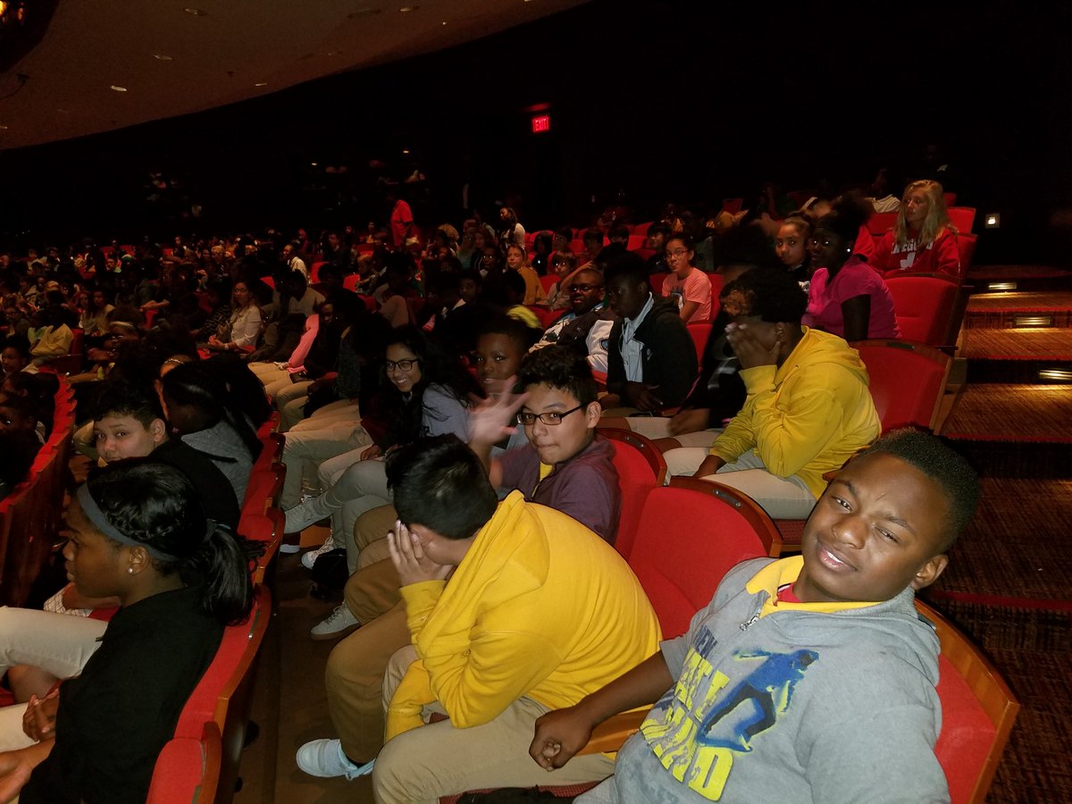 englishfirefly's tweet photo. APS 7th Graders are enjoying Mayhem Poets Artsbridge at @cobbenergypac -amazing performance! #gotart  #creativebrilliance #apslit @tatumkdr https://t.co/Gjbpk1CHFN