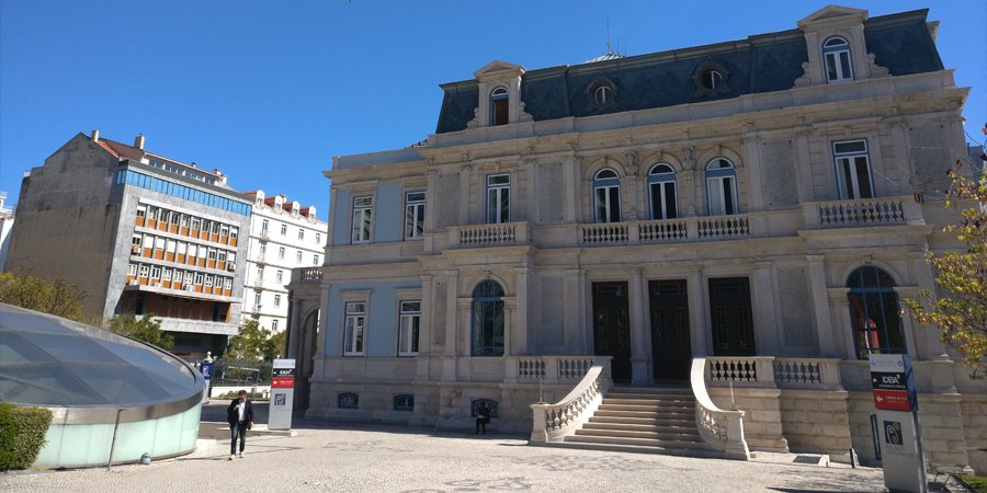 Guess what? We have opened a new office in #Lisbon, #Portugal today! 🎉  #festa #milestone #banners