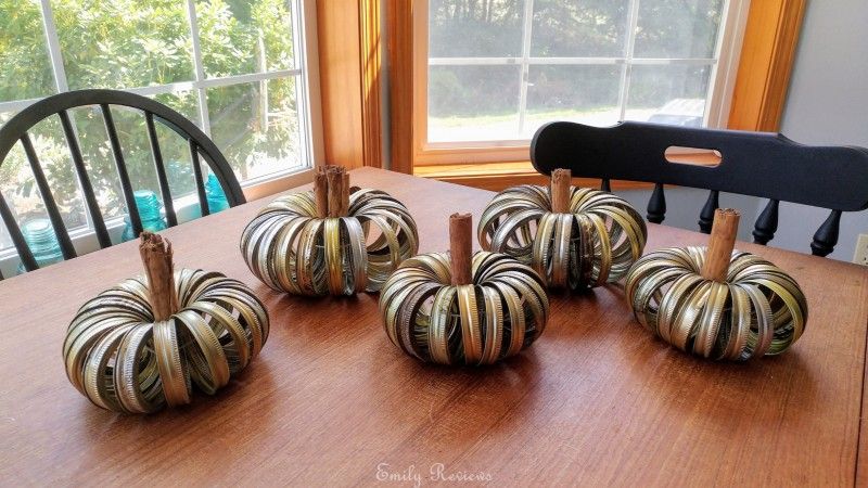 EmilyReviewsCom's tweet photo. DIY Canning Ring Rustic Pumpkins #diy #diypumpkin #pumpkincraft #fallcrafts #falldecor #diydecor https://t.co/Wt7is3BATM https://t.co/jSBTddgq6l