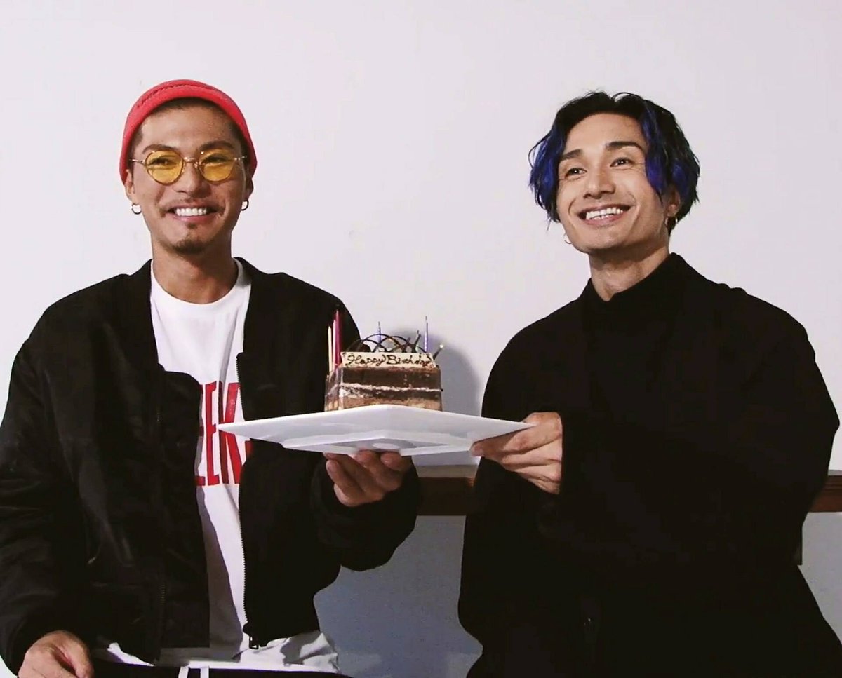 Twitter पर Exile 最新ニュース Exile 10 3 火 19時頃にexile Shokichi Exxxile Shokichi 公式インスタグラムアカウントにてインスタライブ Shokichi本人からみなさまへ スペシャルなお知らせも T Co Supa9yhbta T Co Lezjan6xj5