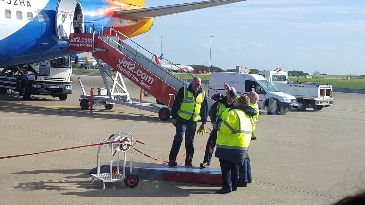 Hugh Harrop Wildlife on Twitter "Wind currently gusting 50mph from the