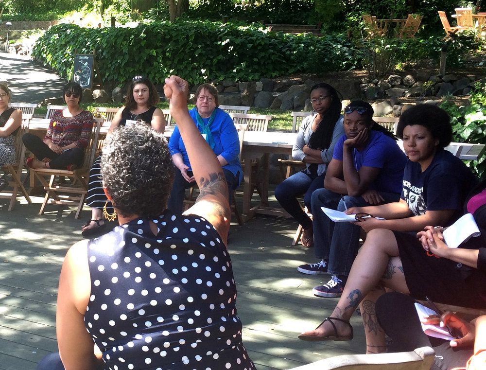 InsidePhilanthr's tweet photo. A staunch social justice funder puts women of color up front: https://t.co/FLOXm87Svj @NCRP @GroundswellFund @CHANGEPhil https://t.co/w7T4niBFAl