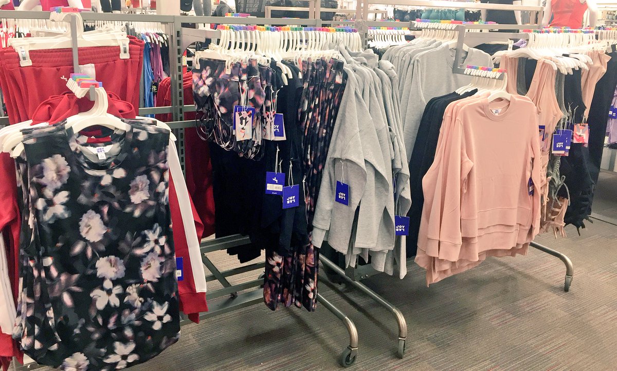 KarlaVMTL's tweet photo. JoyLab is now at #0966! 💪🏽👟😍Stylish &amp; affordable athletic wear that you can wear anywhere - yes, please! #TargetStyle #oneofeachplease 🛒 https://t.co/R1jzGKk7N2