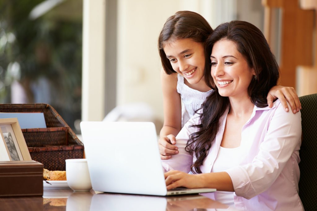 #AD: Mamá, anímate a regresar a la escuela, ¡basta sólo una acción para cambiar tu vida! mamabeaute.com/mama-animate-a…
#VirginiaCollege #WeAreVC