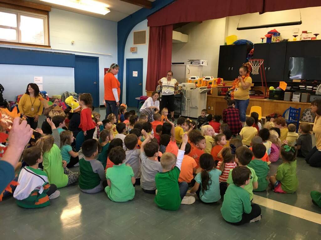 DoyleDucklings's tweet photo. Fun Friday happened and the kids had a fabulous time! https://t.co/ZtUkDM0klF