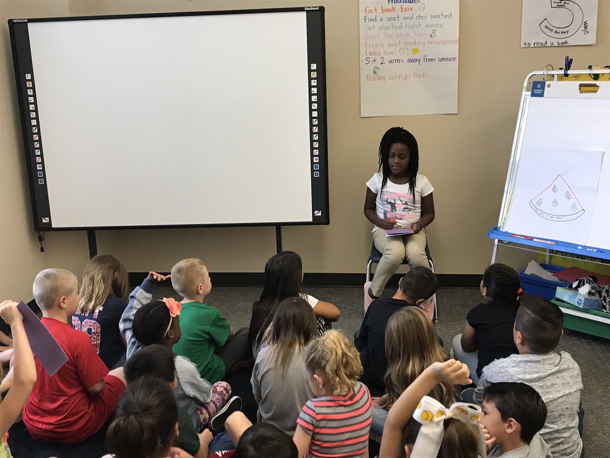 laceynewton33's tweet photo. Students sharing their writing and  giving compliments! #ZWAG https://t.co/4aC9IcQrDw