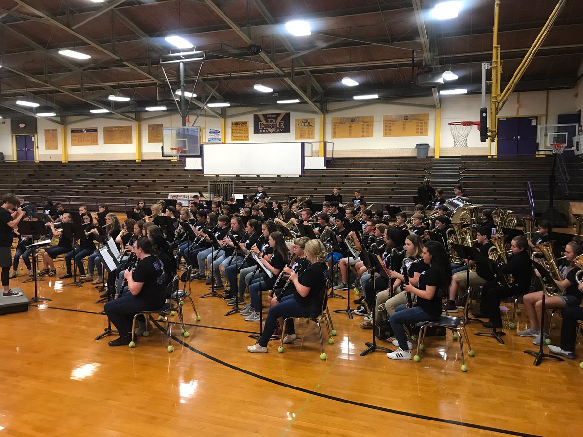 LoneOakMS's tweet photo. Milk and Cookies Concert! Awesome job! https://t.co/0KTOu8RQDp