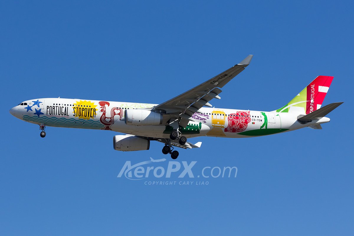AeroPX's tweet photo. @tapairportugal's colorful #PortugalStopover @AirbusInTheUS A330-300, arriving @EWRairport #avgeek https://t.co/mpkAJNGOpK