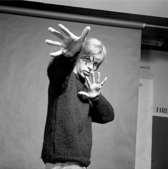 dark_shark's tweet photo. David Bowie, 1967 by Gerard Fearnley https://t.co/QHh03I7yZf