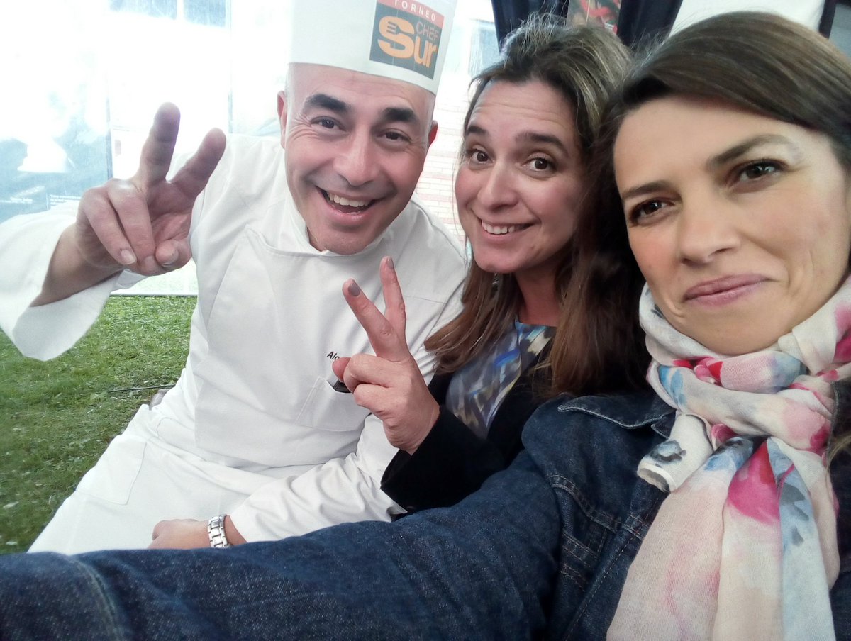 ximeperone's tweet photo. Mañana continúa #ChefSur2017 está de lujo! @SiraMoran @macerafelipe https://t.co/9D0HrXiK1N
