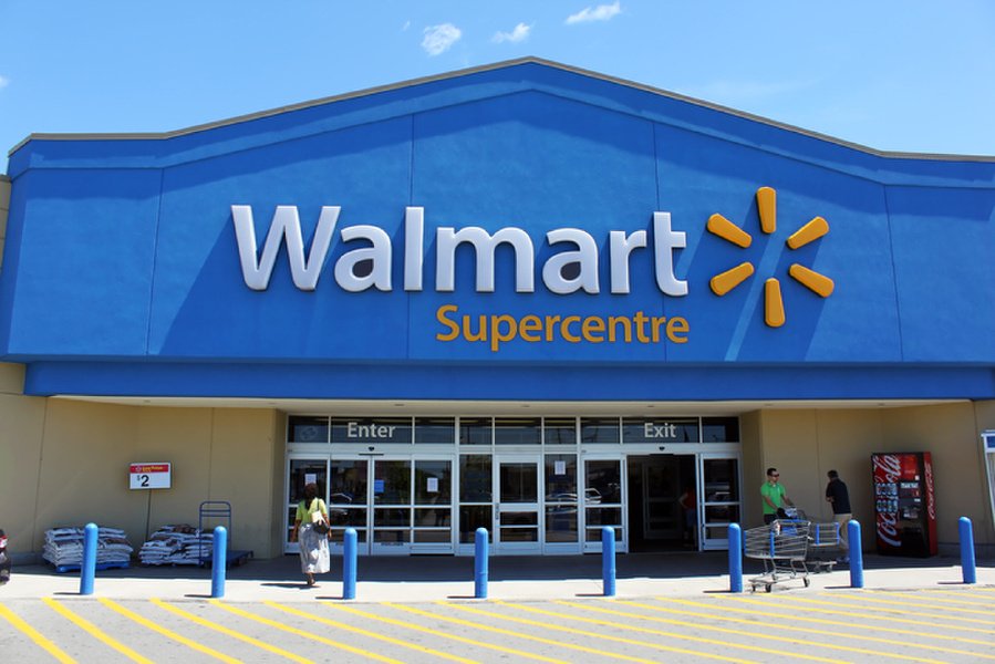 SWOOPAnalytics's tweet photo. Why did @Walmart, the world's largest private employer, sign with @WorkplacebyFB? https://t.co/QW4QPnJVvg #Workplacewin https://t.co/jur9NJrpKj