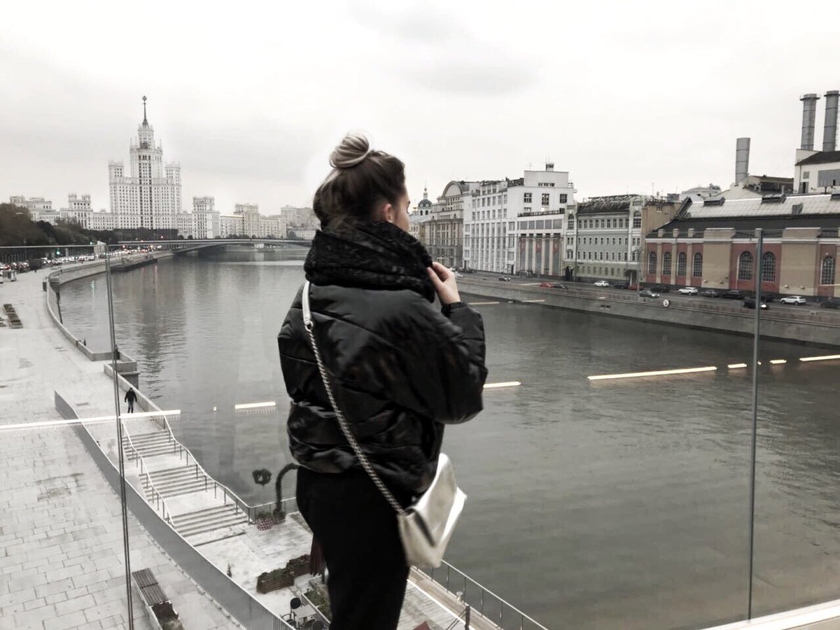 997Pghk's tweet photo. Moscow 🍁October https://t.co/cGtQkIiMB3
