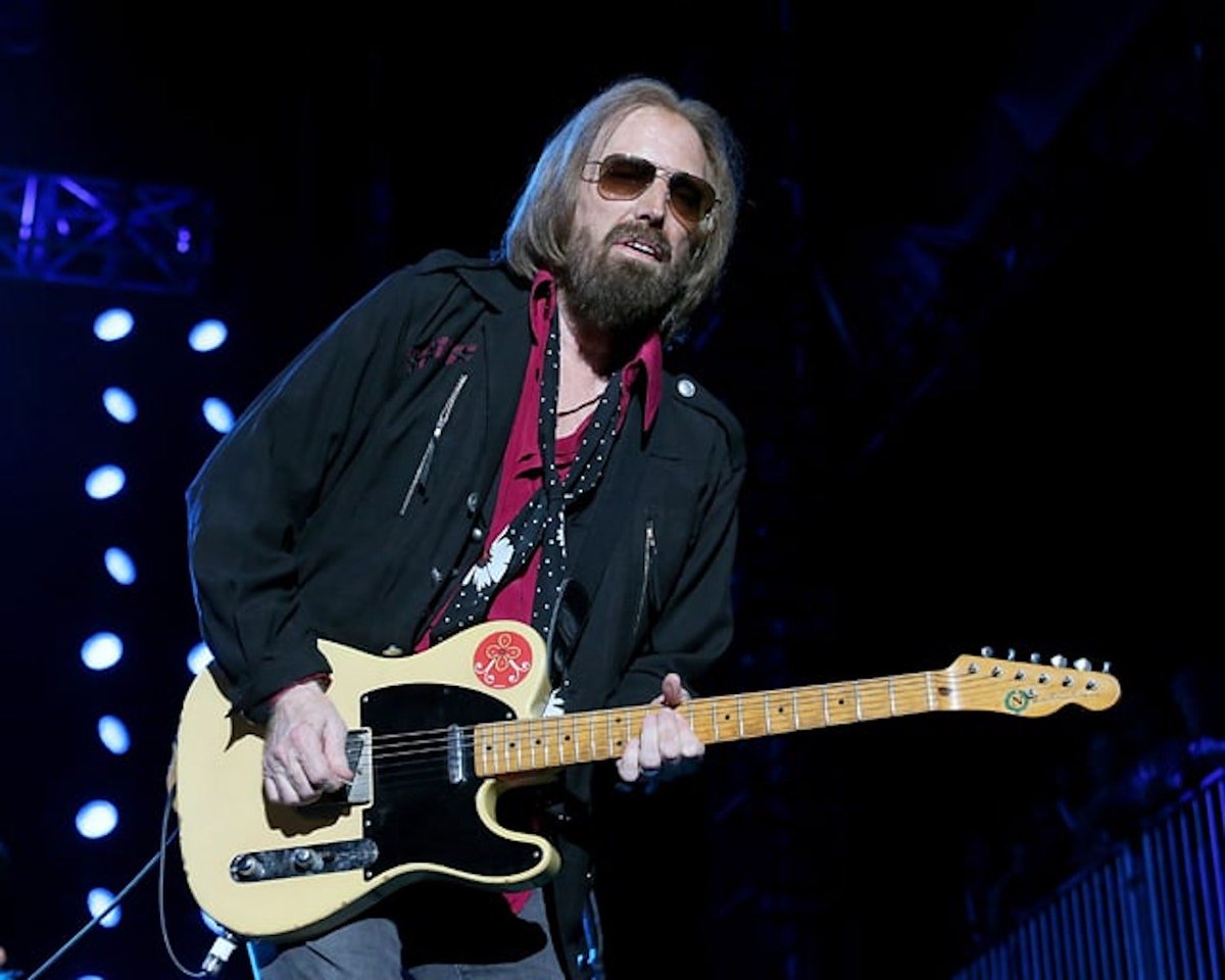 Rock legend Tom Petty dead at 66 trib.al/mONWGtj
