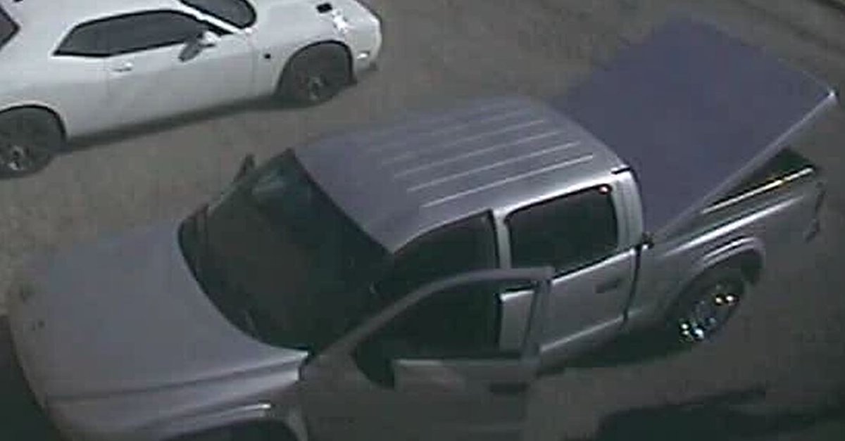 eliashernandez's tweet photo. Have you spotted this Silver Dodge Dakota @CarWindsor ? Message me if you see it in #YQG @CStoppers https://t.co/f4AAYPMZ5B