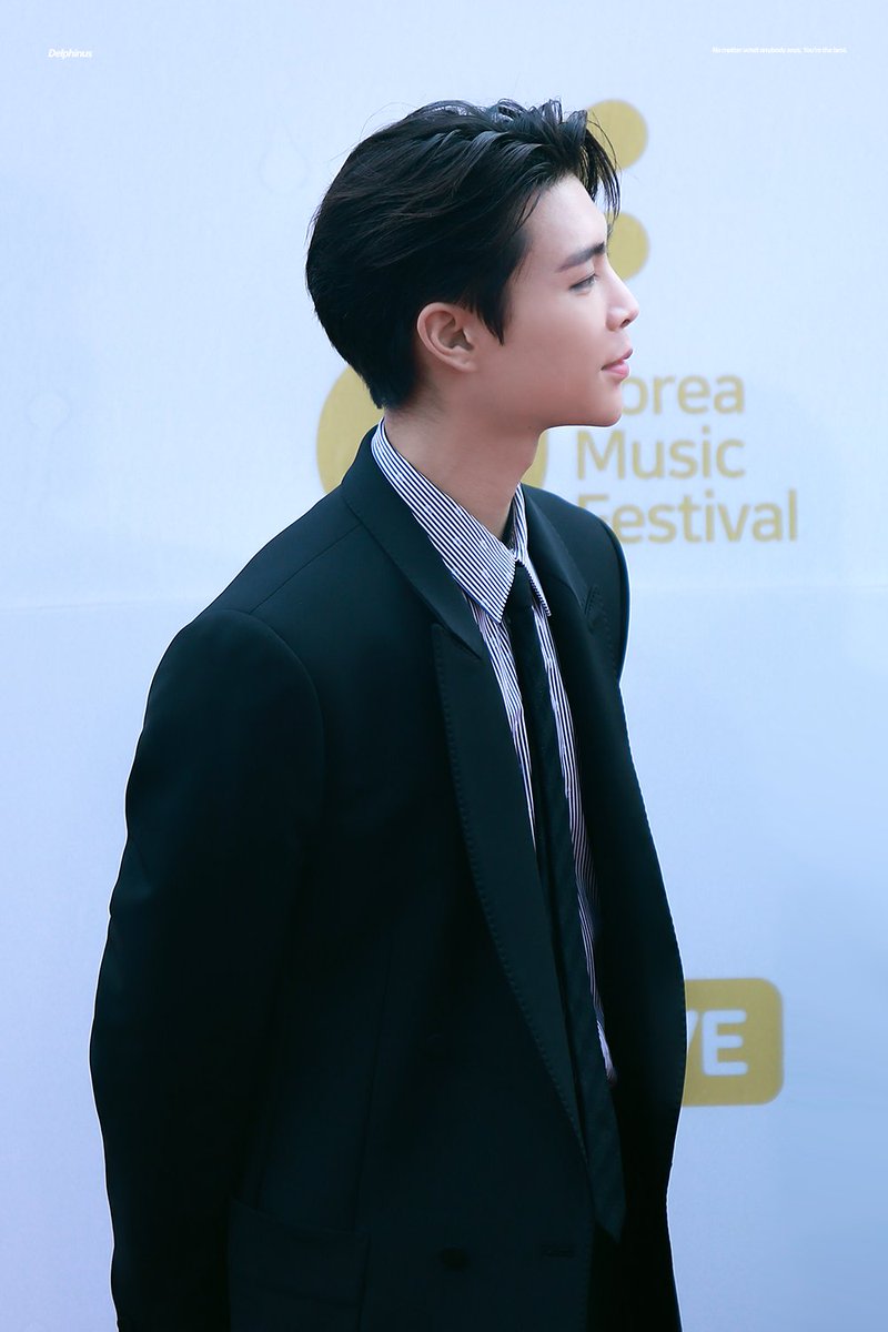 rulingseo's tweet photo. — Korean Music Festival

   『 ʀᴇᴅ ᴄᴀʀᴘᴇᴛ 』 https://t.co/iR7KSYT3zX
