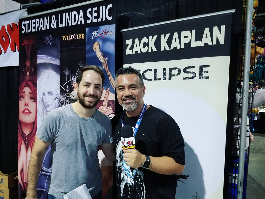 HallHdotcom's tweet photo. #Eclipse & #PortOfEarth #comic #comicbook writer & creator Zack Kaplan #ZackKaplan @zackkaps will be at New York Comic Con #NYCC #NYCC2017, Artist Alley M10!
Here is our #LBCC #LBCC2017 #HallHshow #podcast interview w/ him!
https://t.co/xulFNNbOt6 https://t.co/EIqn1f77CN