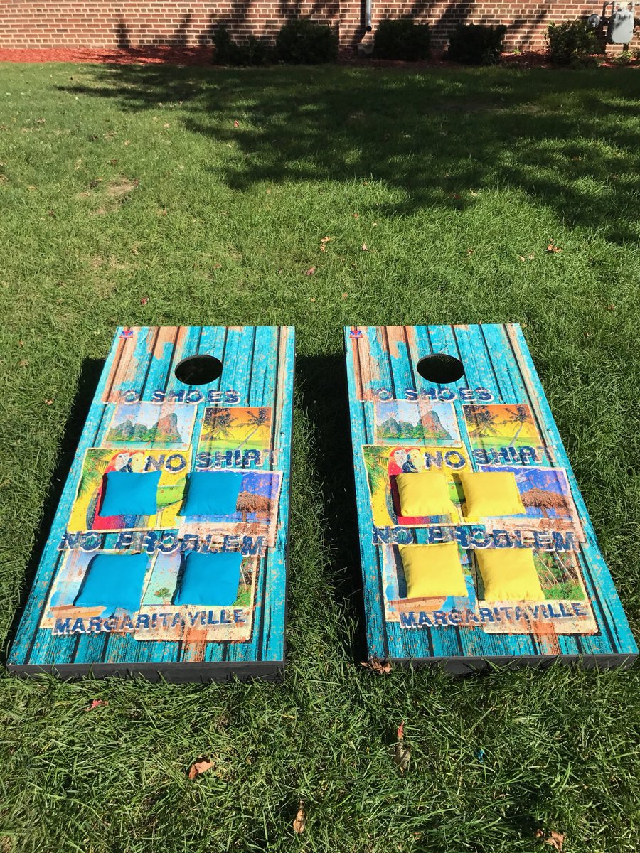 SigEpParadise's tweet photo. This cornhole set will be raffled off tomorrow night at our event! Tickets will be $1 a piece or 5 for $3! Great for any beach/backyard🕶☀️ https://t.co/MM7OR5v3Gd