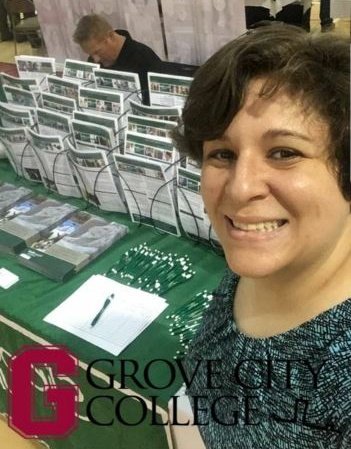 saga_at_slip's tweet image. Our #CSAM17 selfie submission features our wonderful GAs in @SRU_CDev hosting info sessions on our program! #CSAMphotochallenge