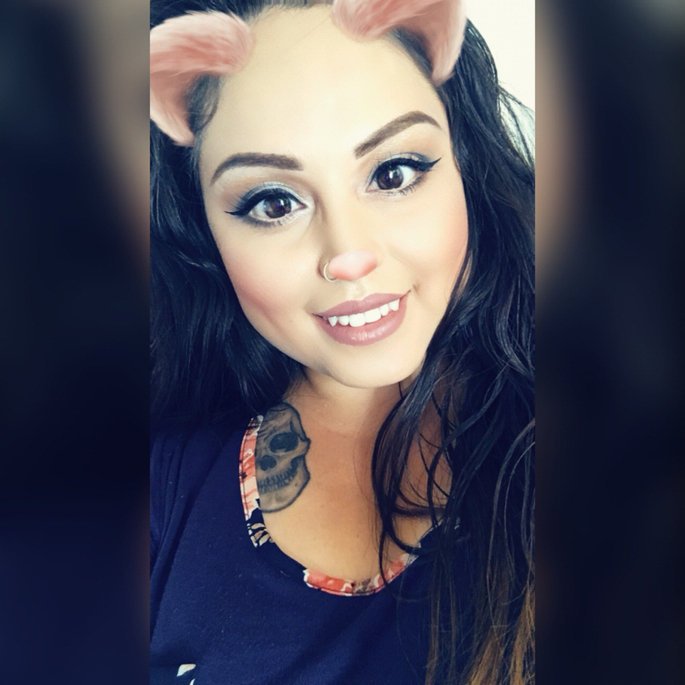 LeidyKaraiscos's tweet photo. 😘🤗 #beauty #beautylover #makeupjunkie #makeupaddict #ｓｎａｐｃｈａｔｆｉｌｔｅｒｓ #makeup #makeuplover  #snäpchat #obsessed  #wingonfleek #wingonpoint https://t.co/7oGXfRptz7