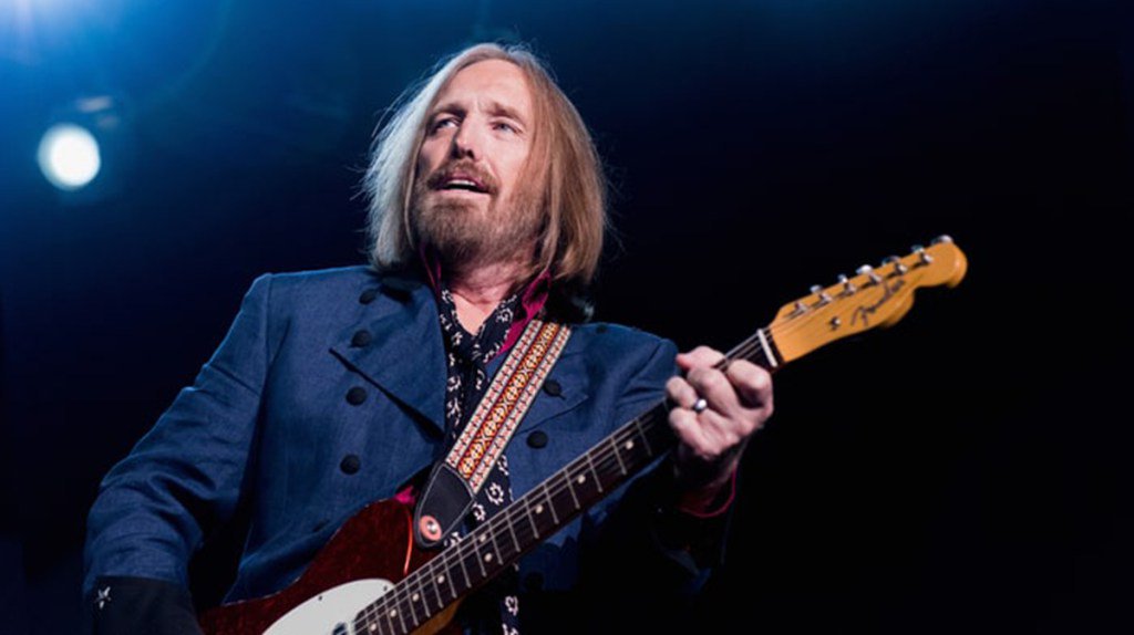 holyfawkdotcom's tweet image. Tom Petty dead at 66. The legendary hit maker was found in his Malibu home having died of a… holyfawk.com/2017/10/tom-pe…