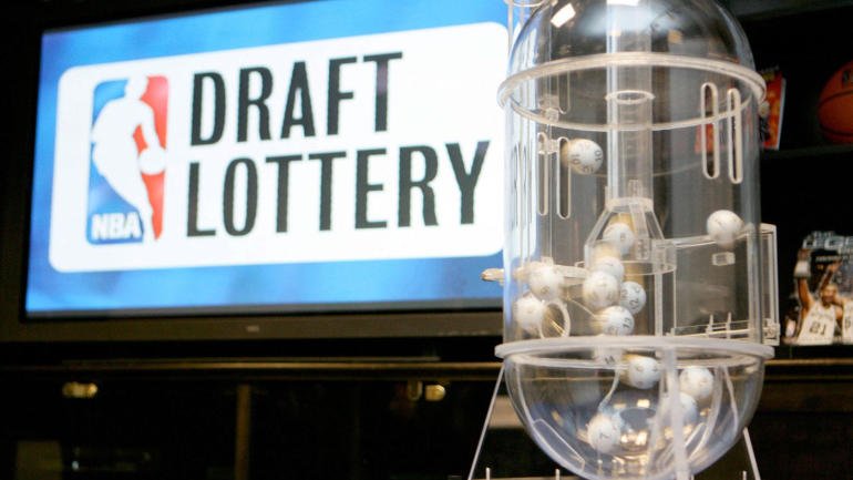 ComodoroOilers's tweet photo. YA HAY DIA PARA DRAFT
El Lunes 9 de Octubre a las 22:00 hs 🇦🇷 se realizara el Draft. El sorteo de las posiciones se hara en el dia #GoOilers https://t.co/5Fmz6uDvi6