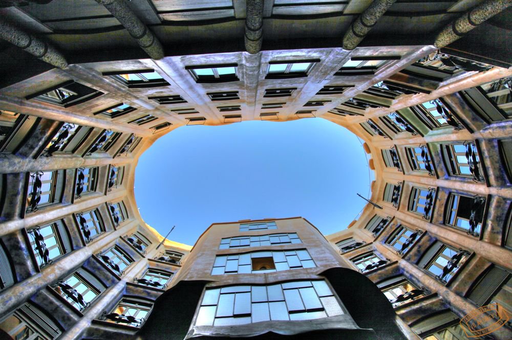 earthXplorer's tweet photo. Visual Tour Casa Mila #Gaudi #Barcelona #Spain 
#travel #photography #Adventure #travelphotography

see all photos- https://t.co/g1jaGTYJzA https://t.co/zyP6ZYKVdV