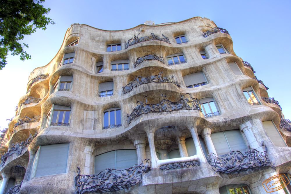 earthXplorer's tweet photo. Visual Tour Casa Mila #Gaudi #Barcelona #Spain 
#travel #photography #Adventure #travelphotography

see all photos- https://t.co/g1jaGTYJzA https://t.co/zyP6ZYKVdV