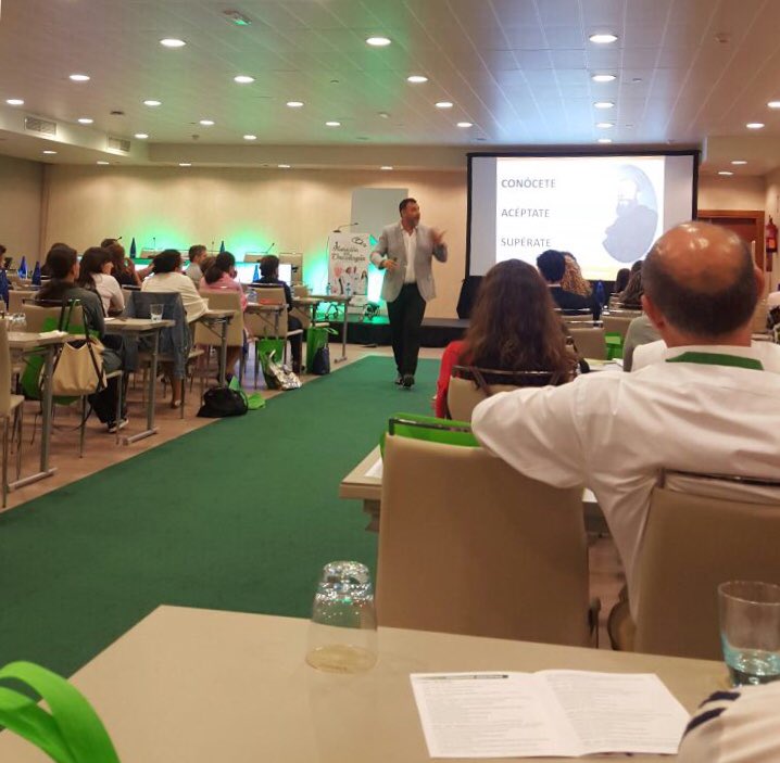 DiamondBuildin1's tweet photo. I Congreso Nacional de Nutrición en Oncología Madrid. Organizado por @SEOR3 #SECPAL Y #SEOC.
Gracias por la confianza en DB. #SEOR2017 https://t.co/xr7z3Klcuz