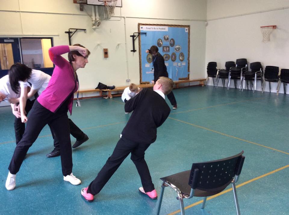 PresfieldHigh_'s tweet photo. Our year nine students working on scenes from West Side Story in Performing Arts🎭🙌 https://t.co/Oaqgjg4rR5