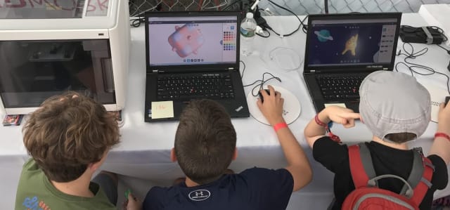 EducateEng's tweet photo. What's the #CAD industry doing to educate kids about working in #3D? https://t.co/xScdB38P6E https://t.co/lChiGH42Tw