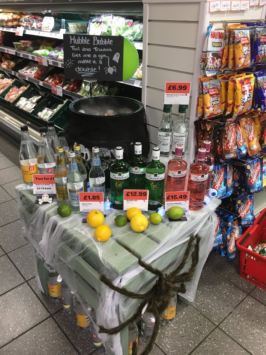 dustyjustin's tweet photo. Spar Hambleton getting ready for Halloween 🎃 @SPARDSAP https://t.co/thScGd52wl