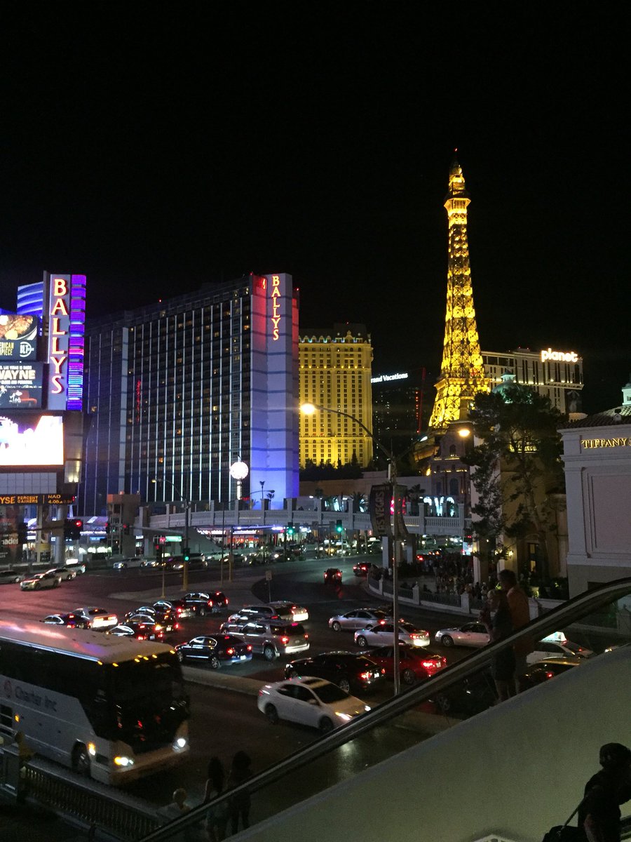 JeremiahJacob_'s tweet photo. Pray for Las Vegas 🙏🏻 https://t.co/JFy9zD350i