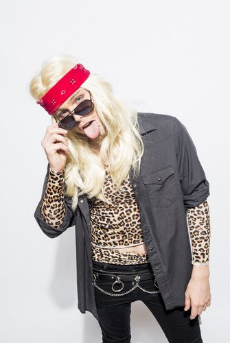 bbylonluke's tweet image. luke hemmings who ? 

i'm sorry i only know lucas loxx