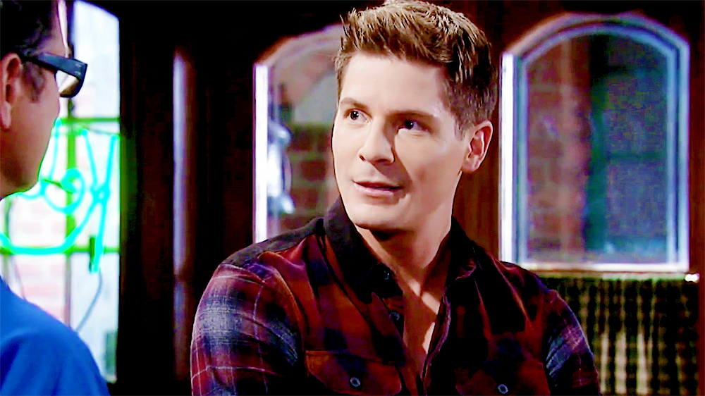 fyeahGH's tweet photo. Lol is Dilly jealous of the kinda-creepy doc? #Killon #GH https://t.co/ebFkpqJdLr