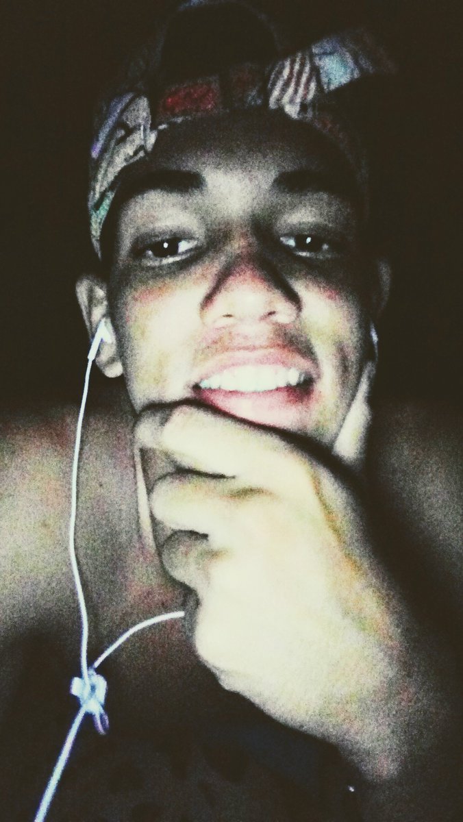 misterios995's tweet photo. - 👑✌💯 El Donka ✋ https://t.co/iliy95Y4Q8