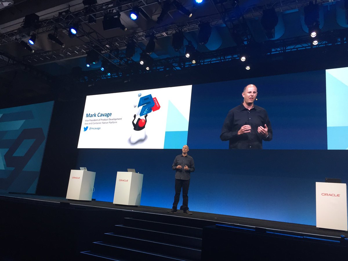 JavaOne's tweet image. Big applauds for Java EE being fully open with Eclipse Foundation