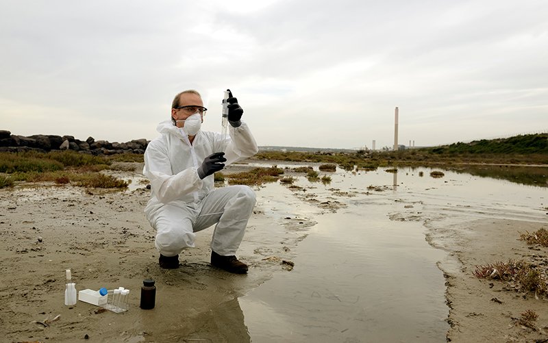 Why should you care, and what should you do, about PFAS contamination? bit.ly/2xbBIwm