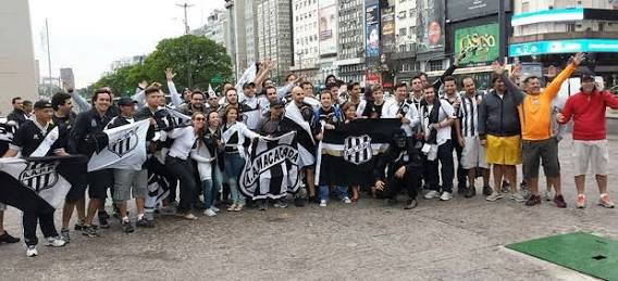 MacacosMundo's tweet photo. A Macacada reunida na Argentina #ARG🇦🇷
@aapp_oficial #PontePreta
#MacacosPeloMundo 🇧🇷x🇦🇷
#SomosTodosMacacos💪🏽🦍
#VamosMacaca🐵 https://t.co/aLItl2x1UC