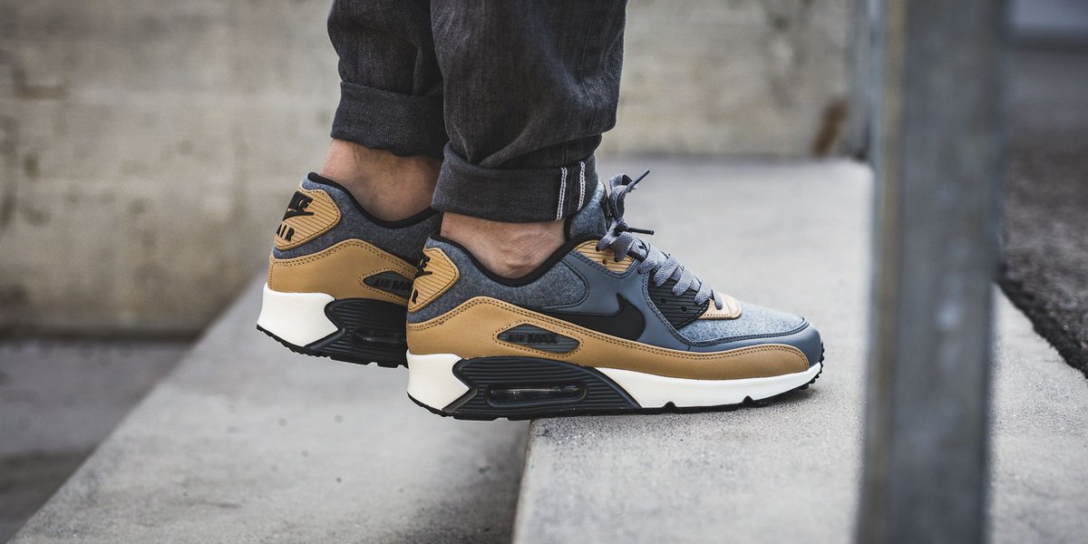 Nike Air Max 90 Leather Premium Light Bone Nike Air Max 90 Leather Premium Light Bone