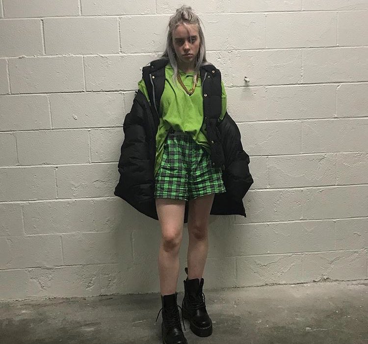 localchaotic's tweet image. why is love such a shame and oh so tame tame tame?