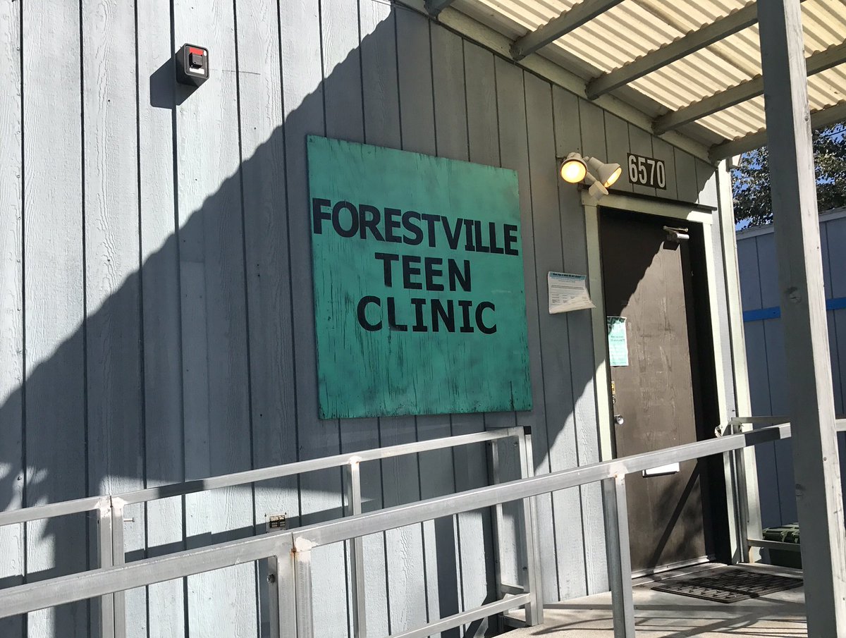 MsOchoaWCC's tweet photo. Students are just a 5 minute walk away from so many wonderful local resources. 🌲😇 #westcountypride #westcountycharter #1daywestcounty https://t.co/4QaZYYX5mc