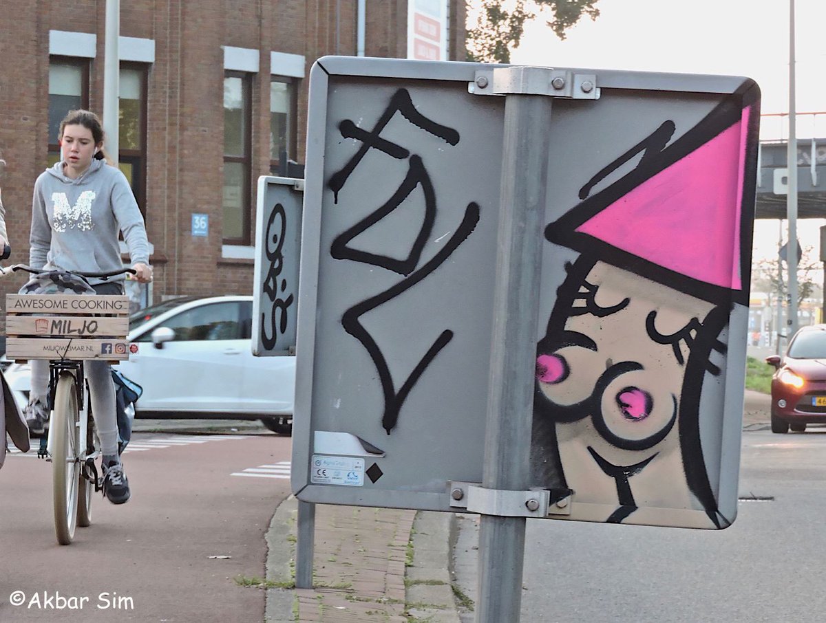 Rene_ggh's tweet image. Streetart #kbtr foto Akbar.