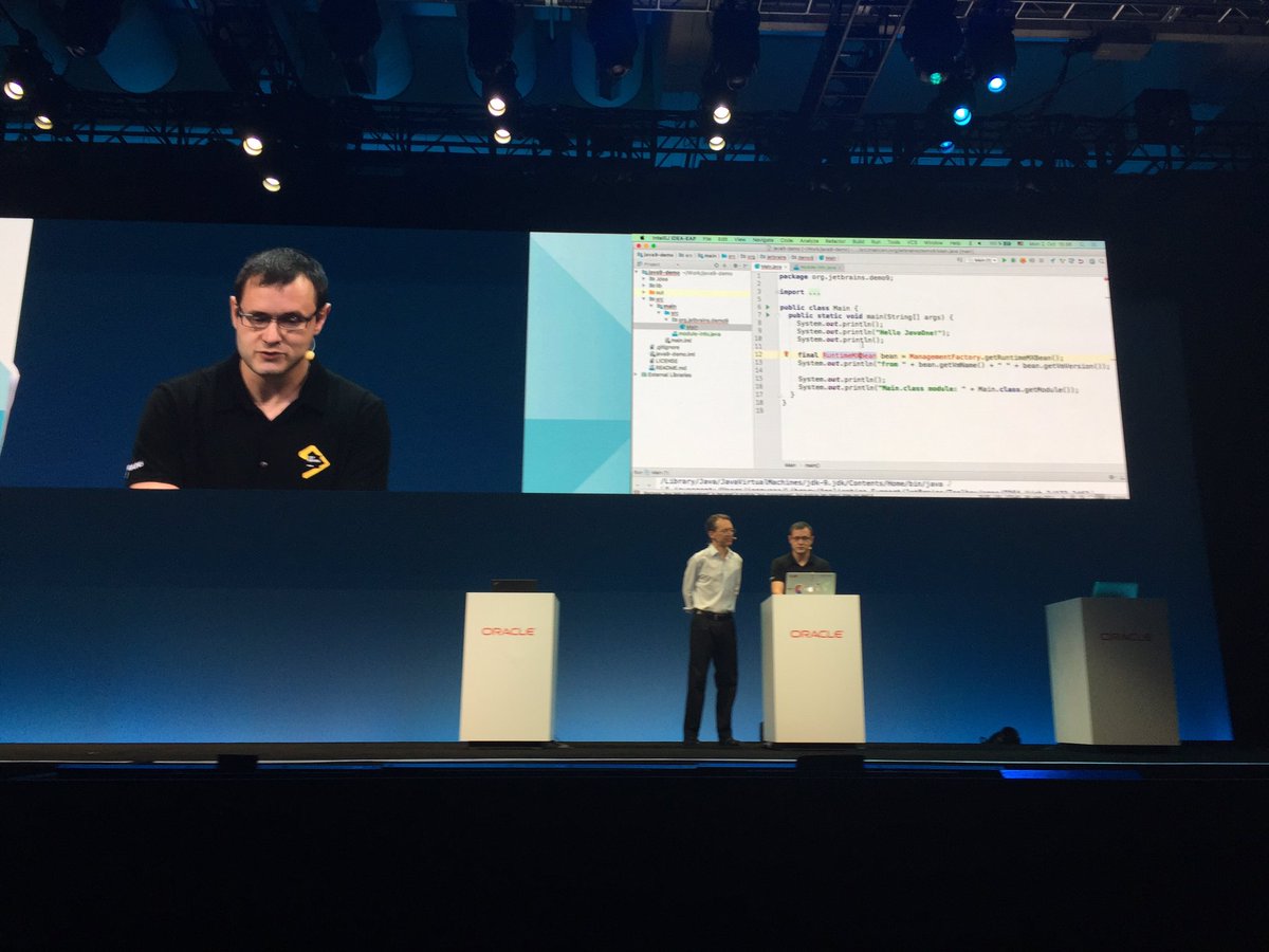 java's tweet image. IntelliJ demoing modules with Java9 and migration to modules #java #JavaOne